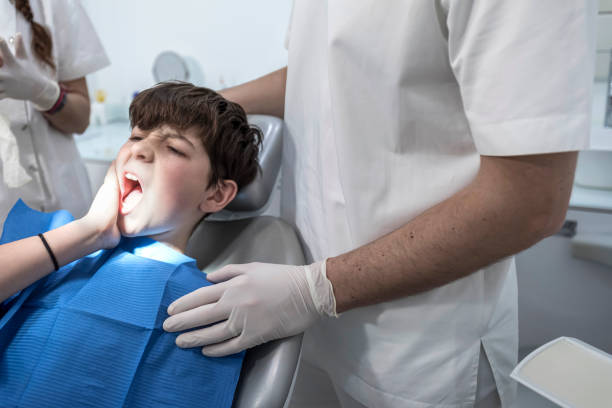 Best Emergency Gum Treatment in Tiffin, IA